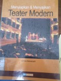 Menyiapkan & Menyajikan Teater Modern